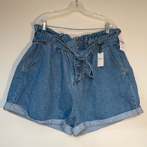 Paper bag jean shorts